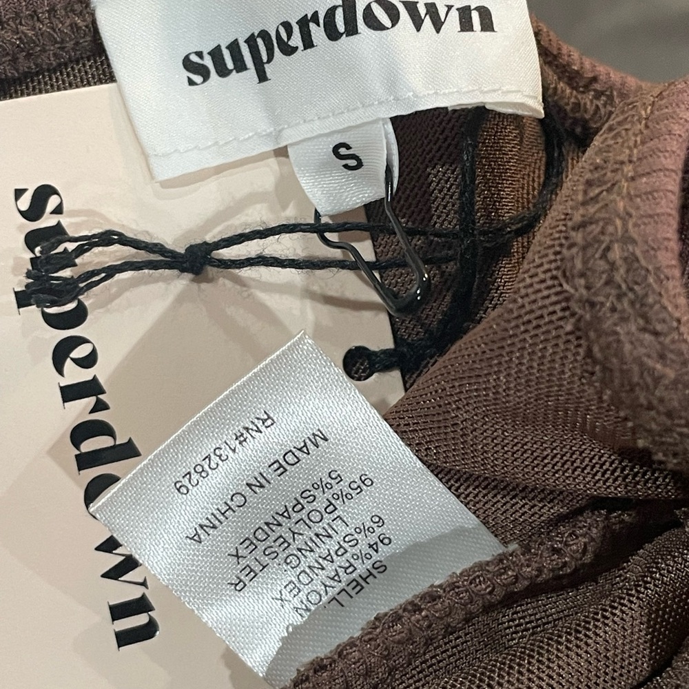 Superdown - Top - Picture 2 of 2